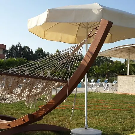 Ξενοδοχείο Skys 3*